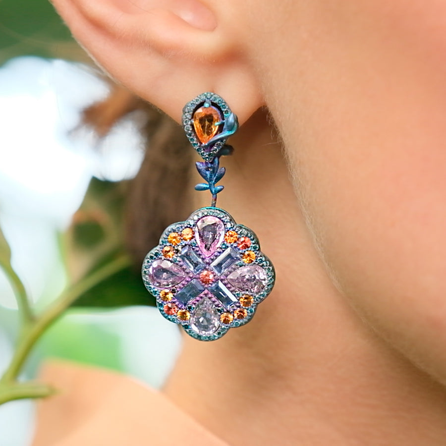 Jardin Secret Earrings "The Bunny Chases the Butterfly"